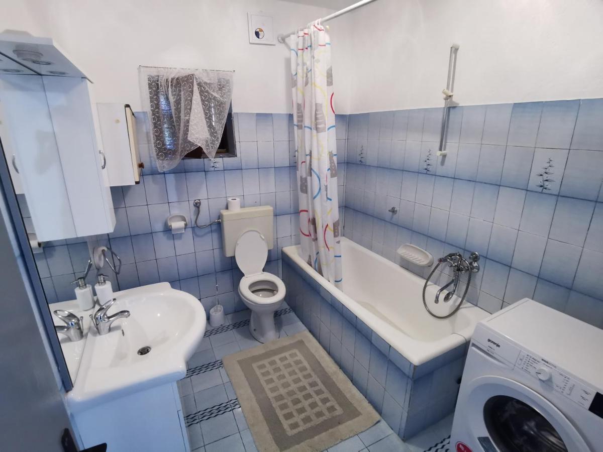 DeeDee Apartment Senj  Buitenkant foto
