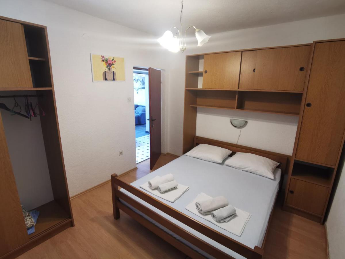 DeeDee Apartment Senj  Buitenkant foto