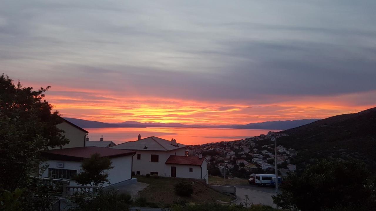 DeeDee Apartment Senj  Buitenkant foto
