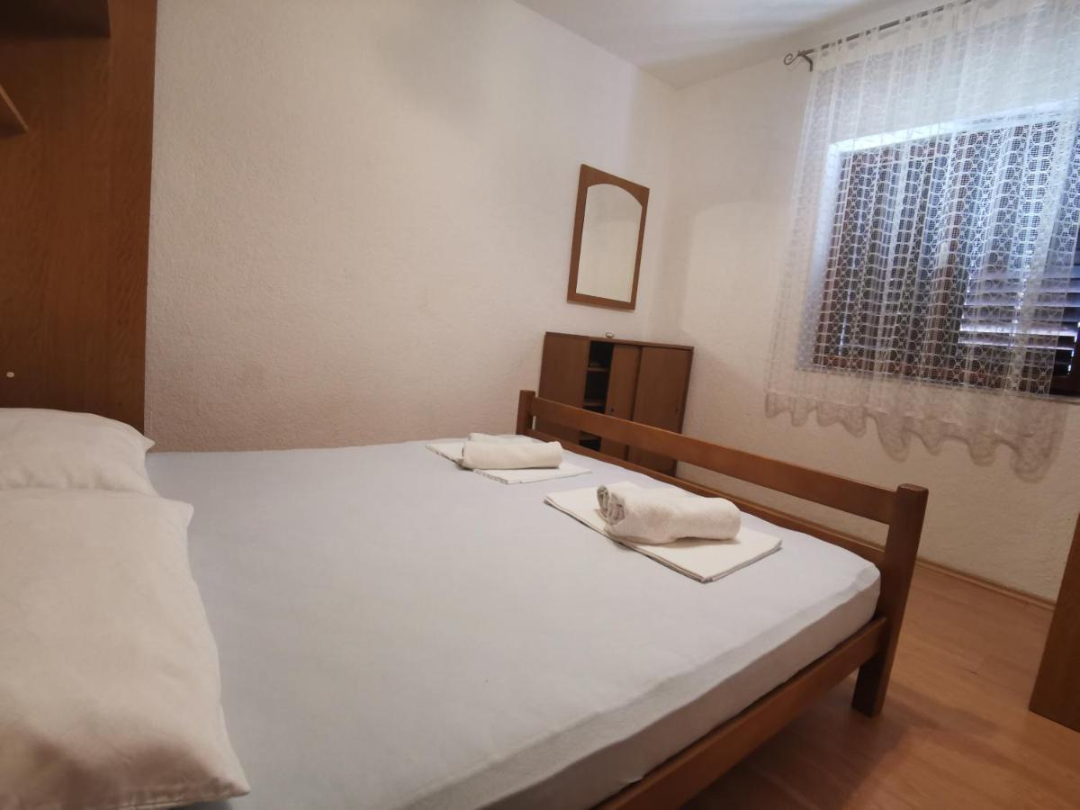DeeDee Apartment Senj  Buitenkant foto